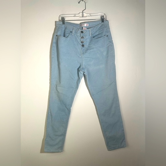 No Boundaries High Rise Skinny Jean - Picture 2 of 8